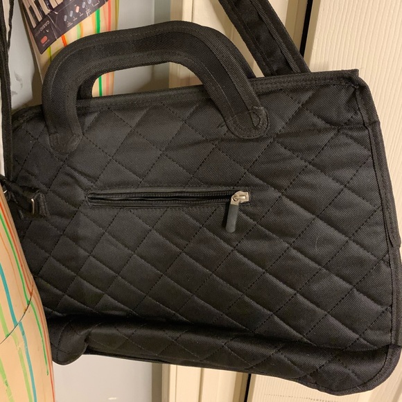 2-D “JUMP FROM PAPER’-ESQUE MESSENGER BAG! - Picture 6 of 7